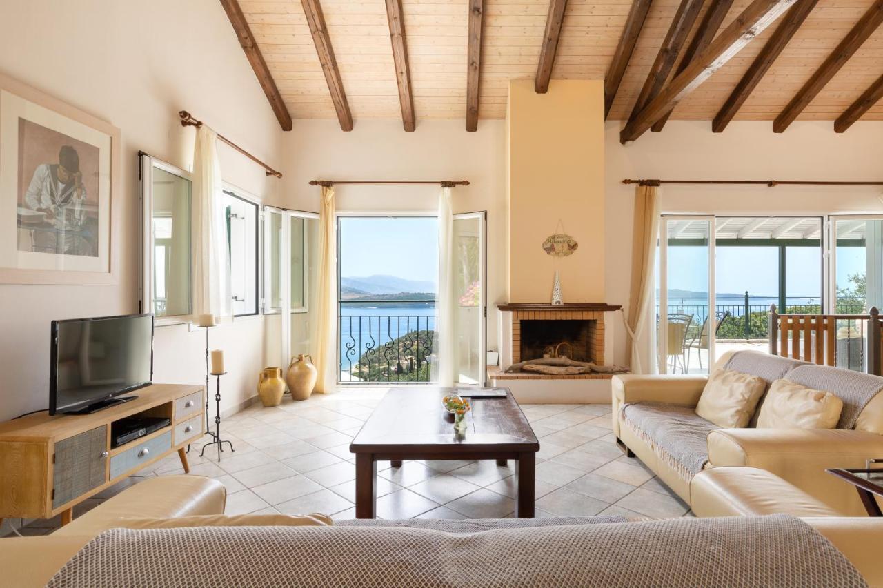 Villa Melissonia Agios Stefanos  Exterior photo